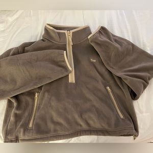 Aritzia TNA polar 1/2 zip